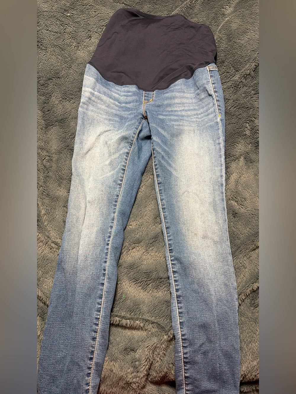 Women’s Light Wash Maternity